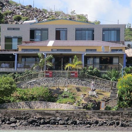 Le Pandanus Hotel Quatre Vents ภายนอก รูปภาพ