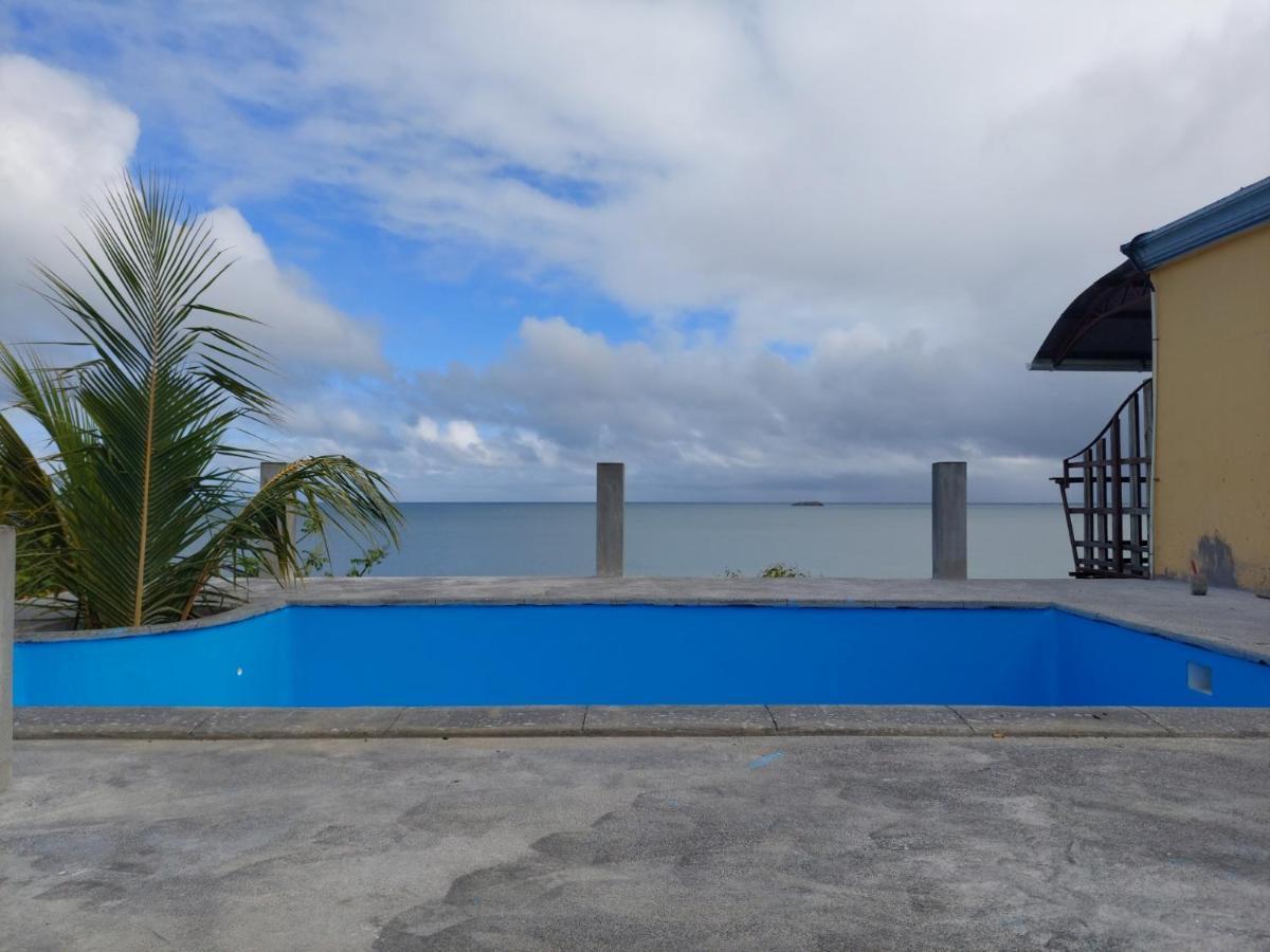 Le Pandanus Hotel Quatre Vents ภายนอก รูปภาพ