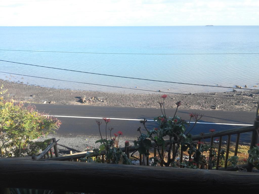 Le Pandanus Hotel Quatre Vents ภายนอก รูปภาพ