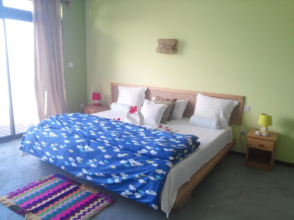 Le Pandanus Hotel Quatre Vents ภายนอก รูปภาพ