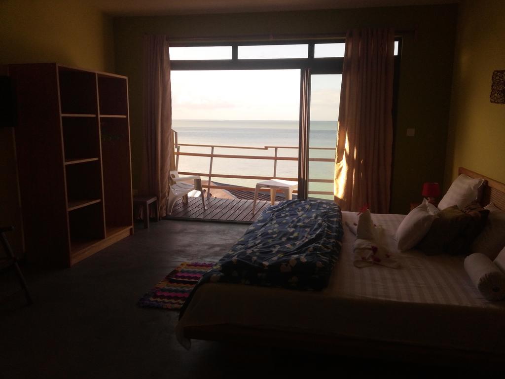 Le Pandanus Hotel Quatre Vents ภายนอก รูปภาพ