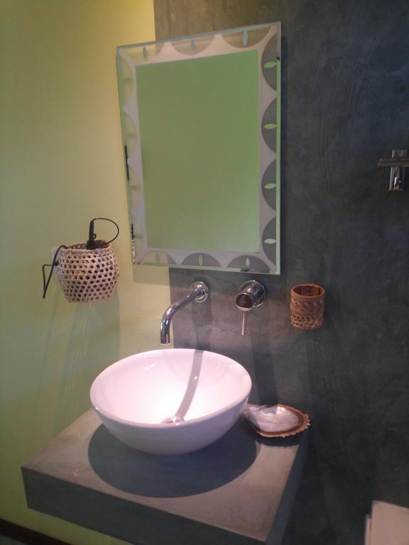 Le Pandanus Hotel Quatre Vents ภายนอก รูปภาพ